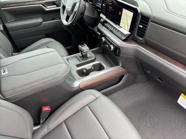 2026 GMC Sierra 1500 Crew Cab, Short Bed, SLT, 4WD