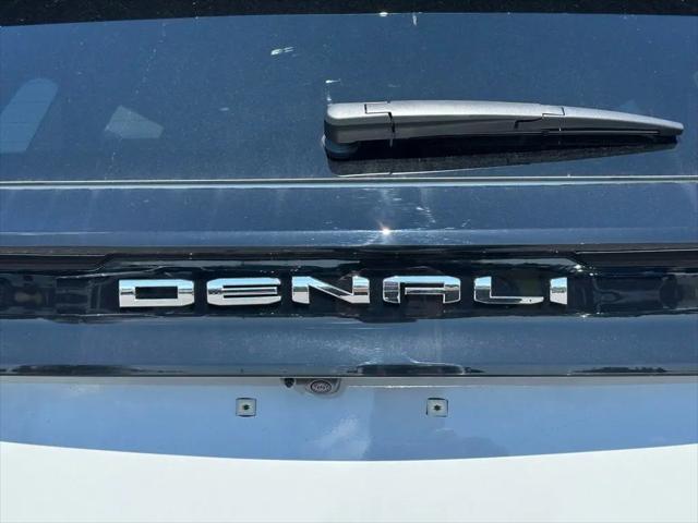 2026 GMC Acadia Denali Ultimate AWD