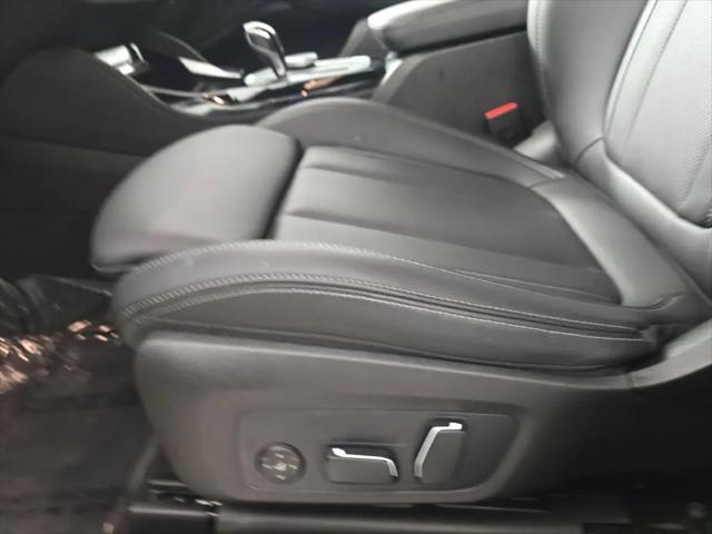 2025 BMW X4 xDrive30i