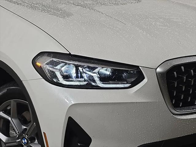2025 BMW X4 xDrive30i