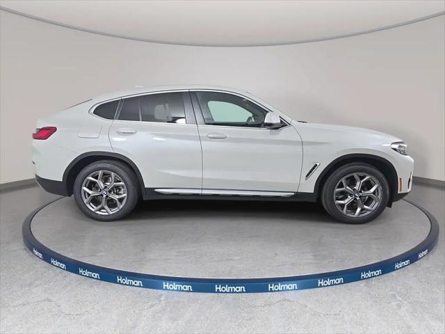 2025 BMW X4 xDrive30i