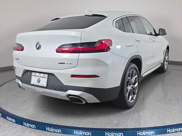2025 BMW X4 xDrive30i