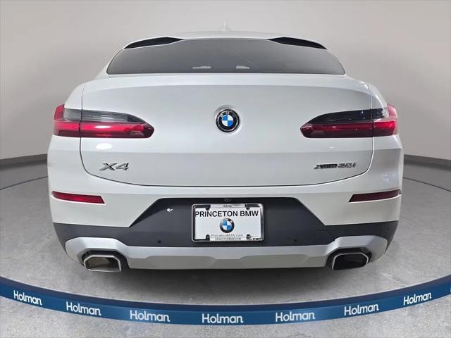 2025 BMW X4 xDrive30i