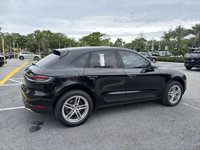 2021 Porsche Macan Macan
