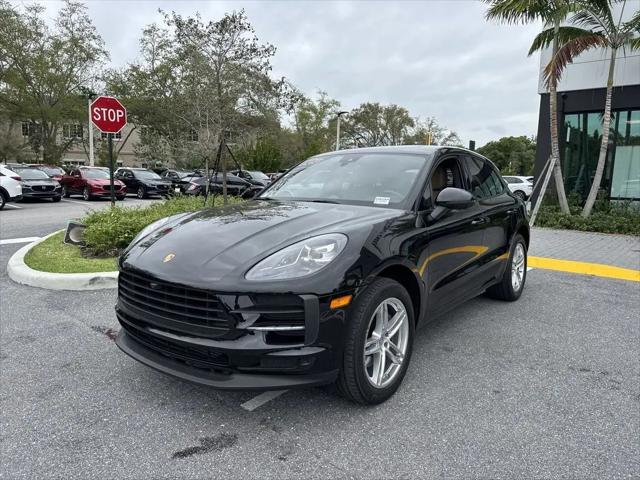 2021 Porsche Macan Macan