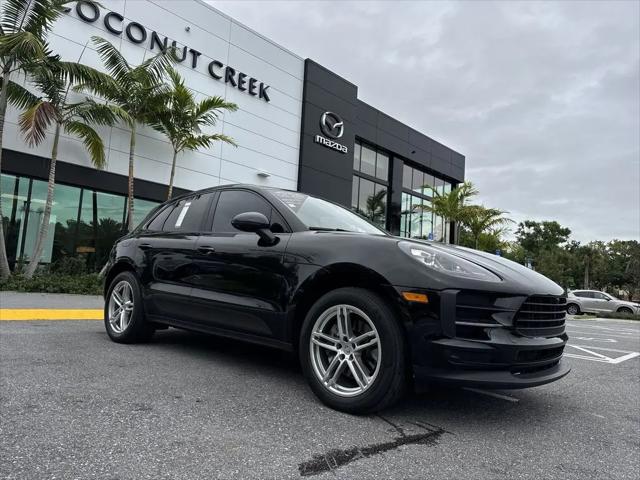 2021 Porsche Macan Macan