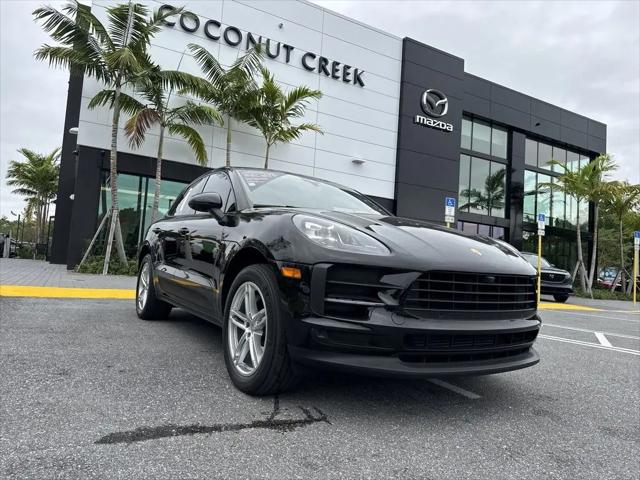 2021 Porsche Macan Macan