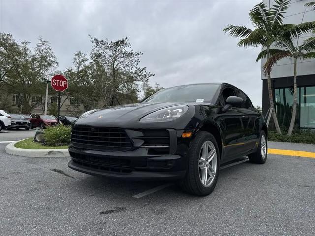2021 Porsche Macan Macan