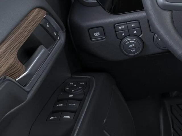 2026 Chevrolet Silverado 1500 4WD Crew Cab Standard Bed LT