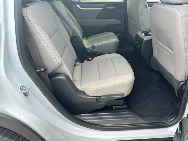 2026 GMC Acadia Elevation FWD