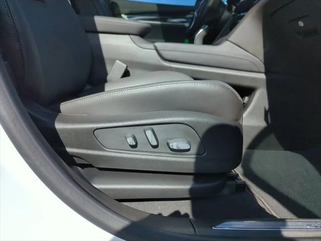 2026 Cadillac XT5 Premium Luxury FWD