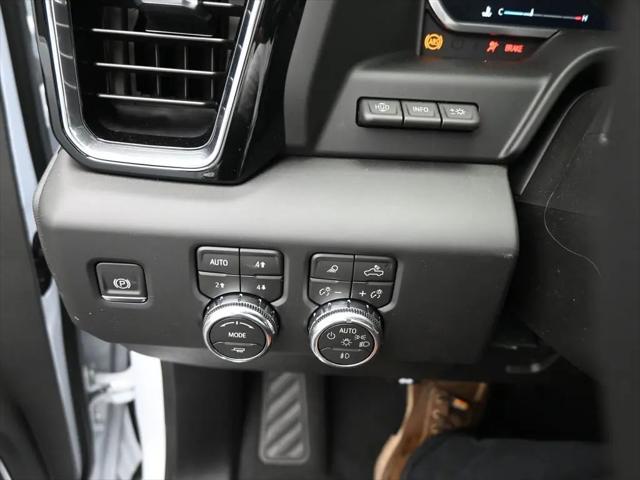 2026 GMC Sierra 2500HD Crew Cab, Standard Bed, Denali Ultimate, 4WD