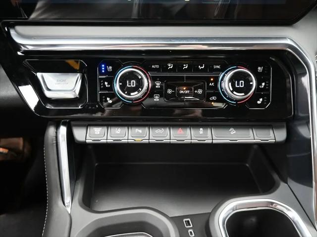 2026 GMC Sierra 2500HD Crew Cab, Standard Bed, Denali Ultimate, 4WD