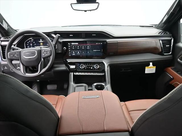2026 GMC Sierra 2500HD Crew Cab, Standard Bed, Denali Ultimate, 4WD