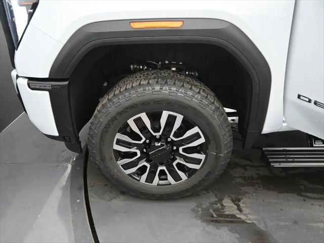 2026 GMC Sierra 2500HD Crew Cab, Standard Bed, Denali Ultimate, 4WD