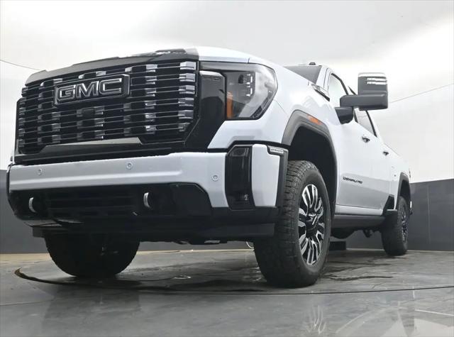 2026 GMC Sierra 2500HD Crew Cab, Standard Bed, Denali Ultimate, 4WD