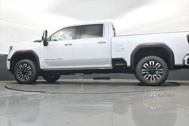 2026 GMC Sierra 2500HD Crew Cab, Standard Bed, Denali Ultimate, 4WD