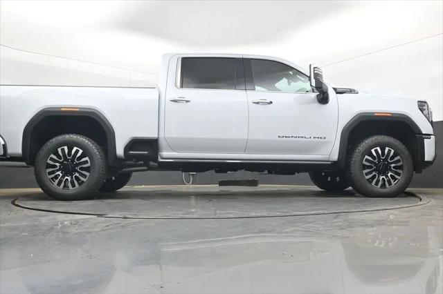 2026 GMC Sierra 2500HD Crew Cab, Standard Bed, Denali Ultimate, 4WD