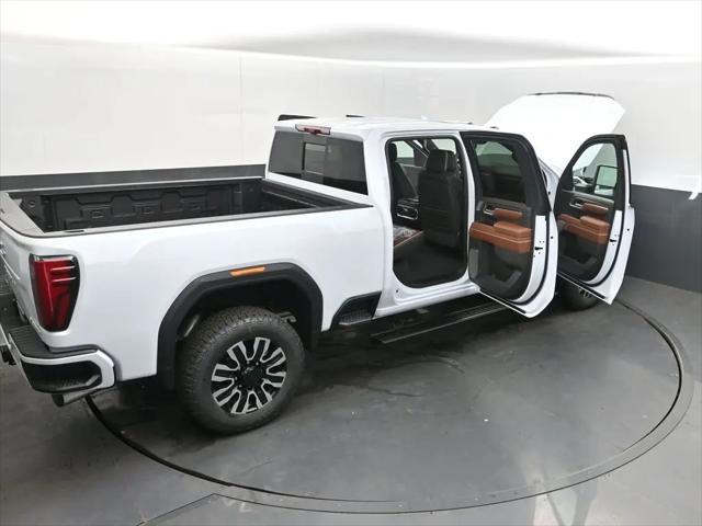 2026 GMC Sierra 2500HD Crew Cab, Standard Bed, Denali Ultimate, 4WD