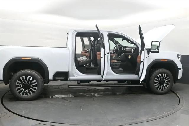2026 GMC Sierra 2500HD Crew Cab, Standard Bed, Denali Ultimate, 4WD