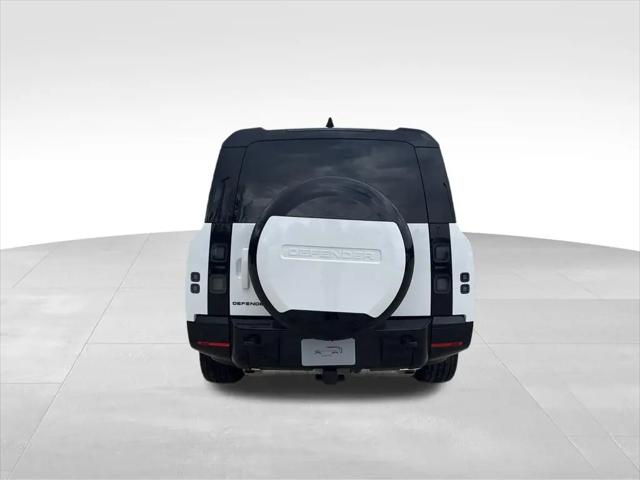2026 Land Rover Defender P400 X-Dynamic SE
