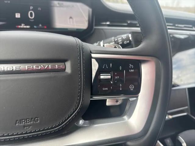 2026 Land Rover Range Rover P400 SE 7 Seat