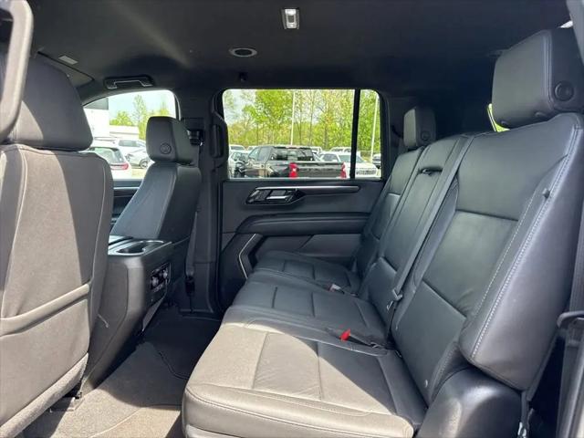 2025 Chevrolet Suburban 4WD Z71