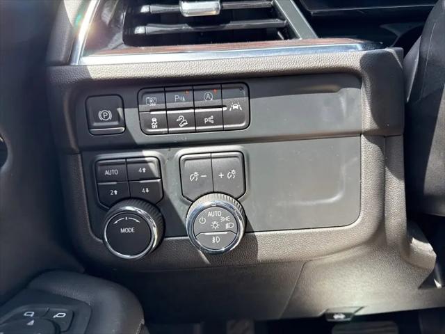 2025 Chevrolet Suburban 4WD Z71