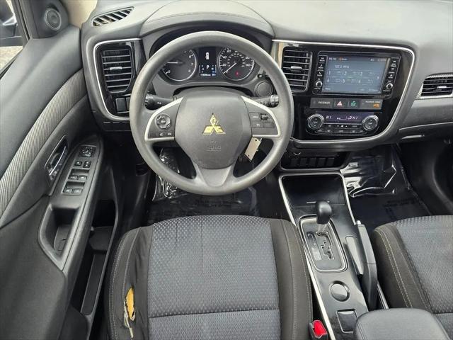 2018 Mitsubishi Outlander ES