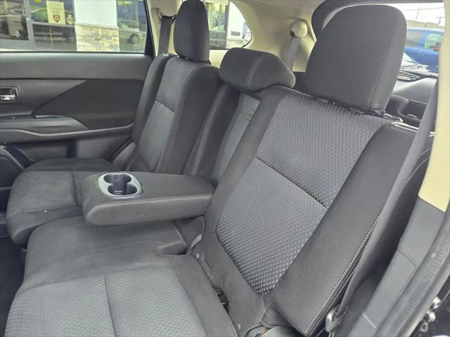 2018 Mitsubishi Outlander ES