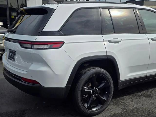 2023 Jeep Grand Cherokee Altitude 4x4