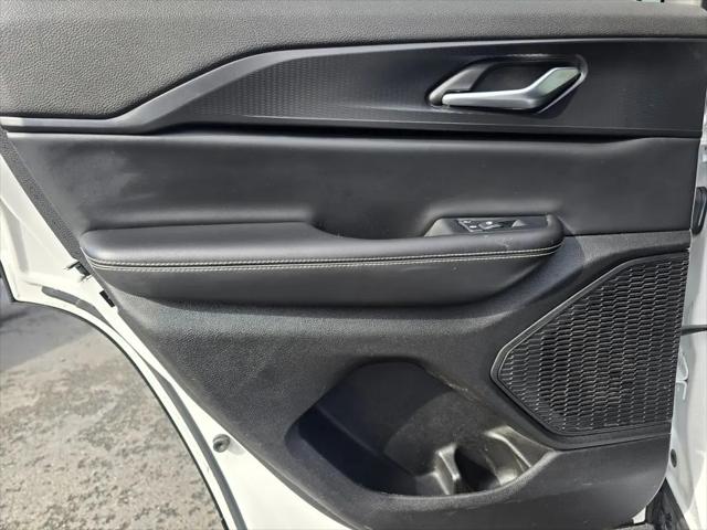 2023 Jeep Grand Cherokee Altitude 4x4