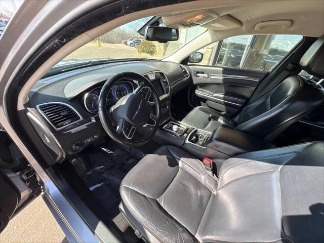 2017 Chrysler 300 Limited AWD