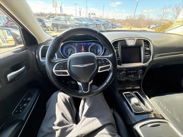 2017 Chrysler 300 Limited AWD