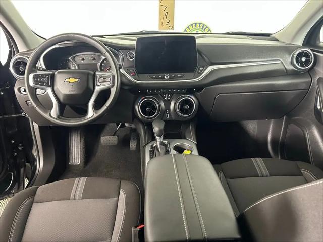 2025 Chevrolet Blazer AWD 2LT