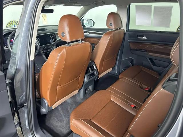 2023 Volkswagen Atlas 3.6L V6 SE w/Technology