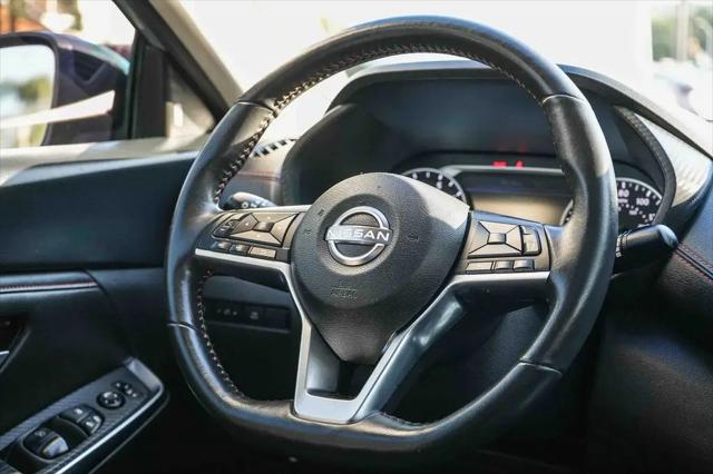 2024 Nissan Sentra SR Xtronic CVT
