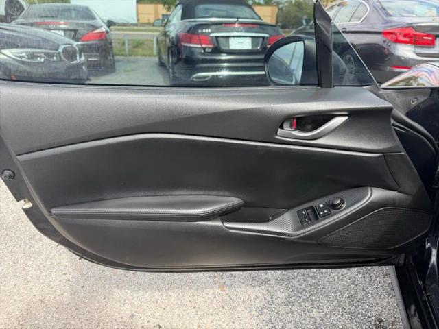 2019 Mazda MX-5 Sport