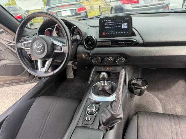 2019 Mazda MX-5 Sport