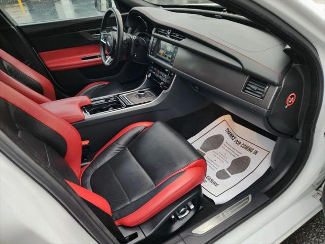 2017 Jaguar XF S