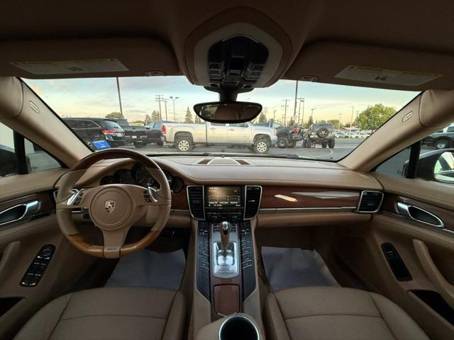 2011 Porsche Panamera Base