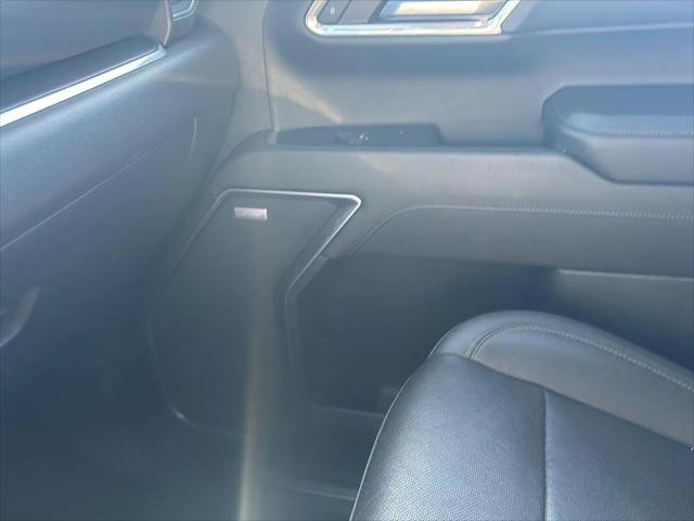 2023 GMC Sierra 1500 4WD Crew Cab Short Box SLT