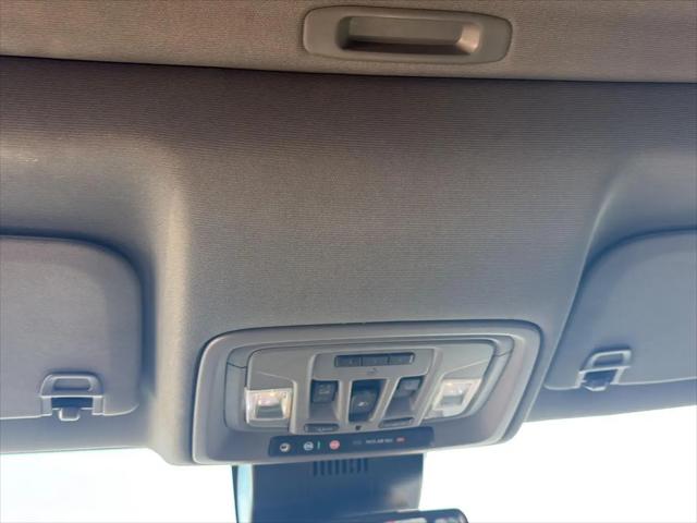 2023 GMC Sierra 1500 4WD Crew Cab Short Box SLT