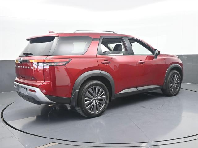 2024 Nissan Pathfinder SL FWD