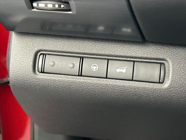 2024 Nissan Pathfinder SL FWD