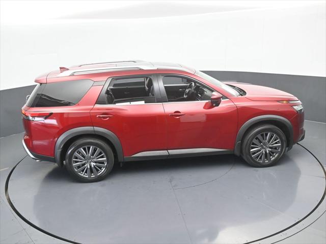 2024 Nissan Pathfinder SL FWD