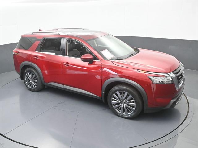 2024 Nissan Pathfinder SL FWD