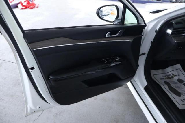 2023 Kia K5 EX