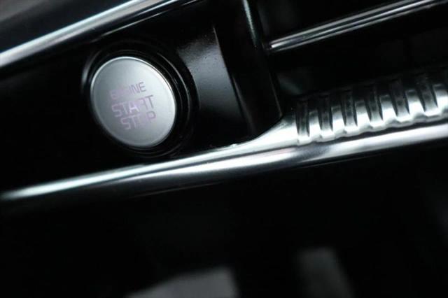 2023 Kia K5 EX