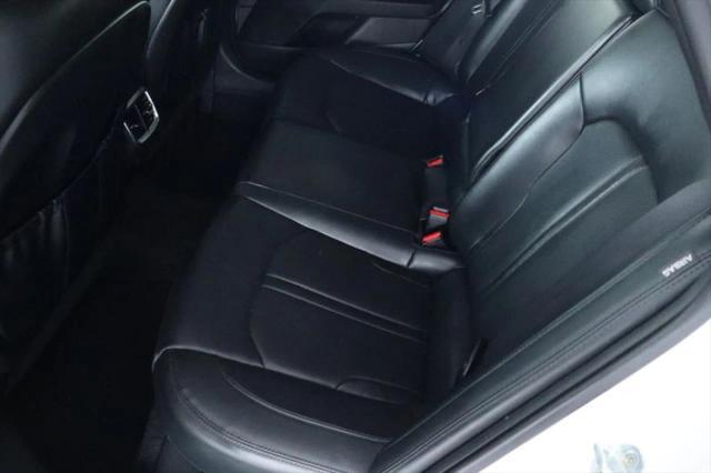 2023 Kia K5 EX